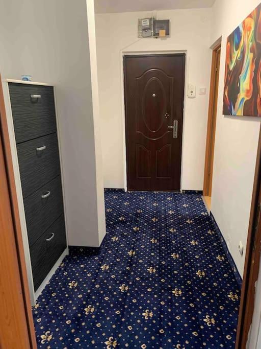 Cozy & Warm Studio Бухарест Экстерьер фото
